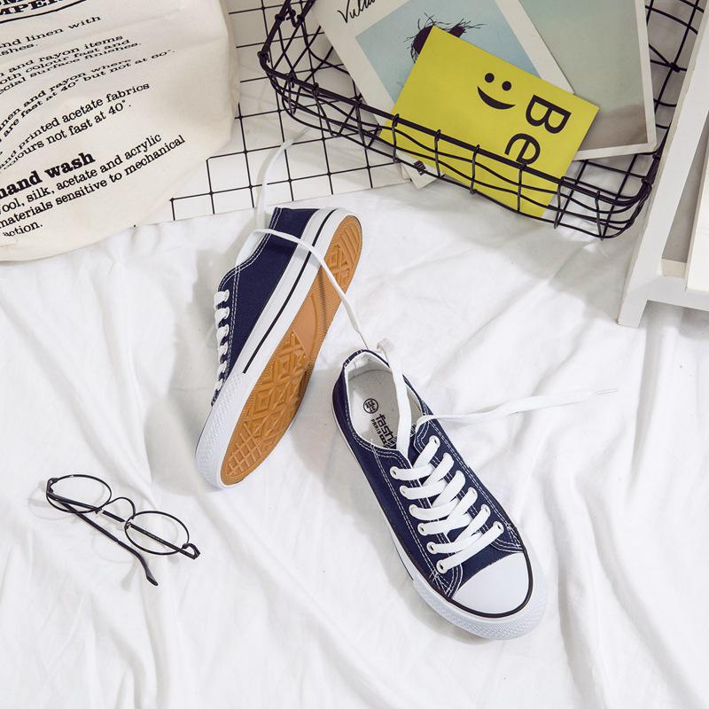Autumn Korean version of street shooting, white shoes for women, breathable new versatile student canvas shoes, low-top board shoes, casual whit
