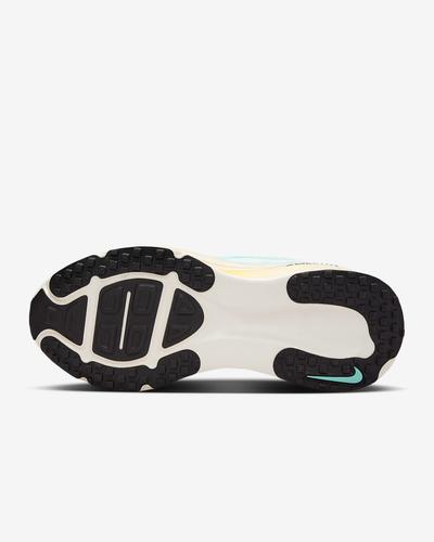 Nike Vomero 18 Women's Running shoes IH7349-331 Green Size