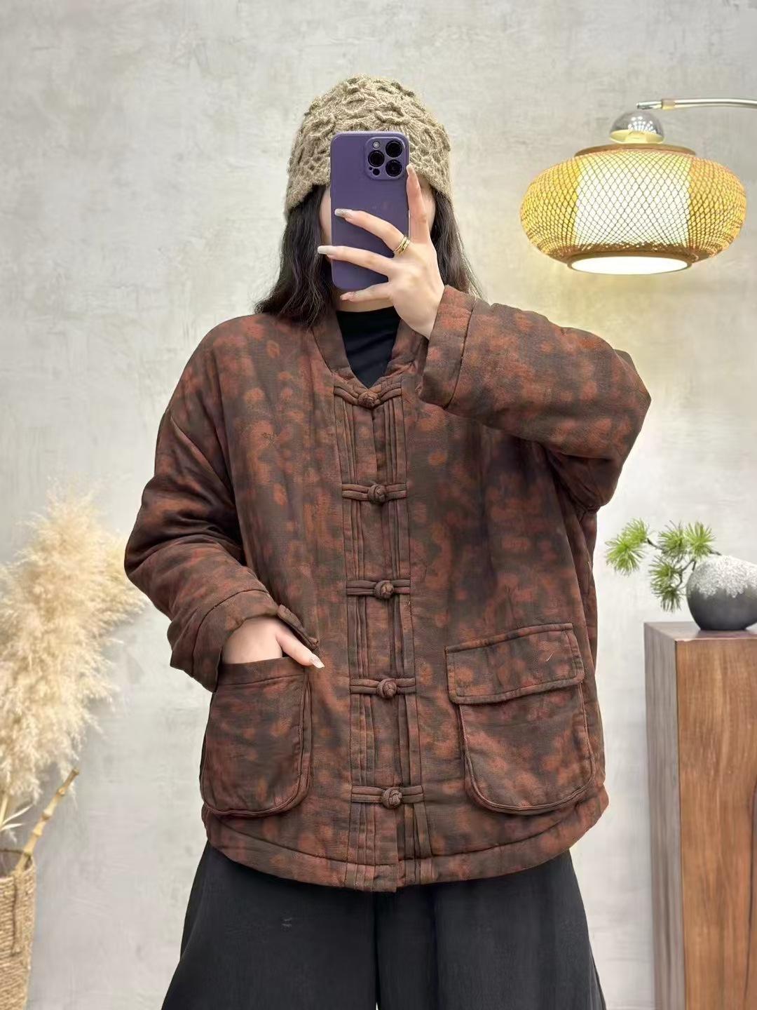 

2025 autumn and winter new retro ethnic style jacket cotton and linen printing cotton padded disc buckle casual loose large size outside women one size fits all темно-коричневого кольору