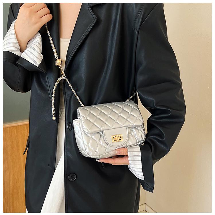Simple And Stylish Women's Messenger Bag With Grid Pattern And Chain Strap