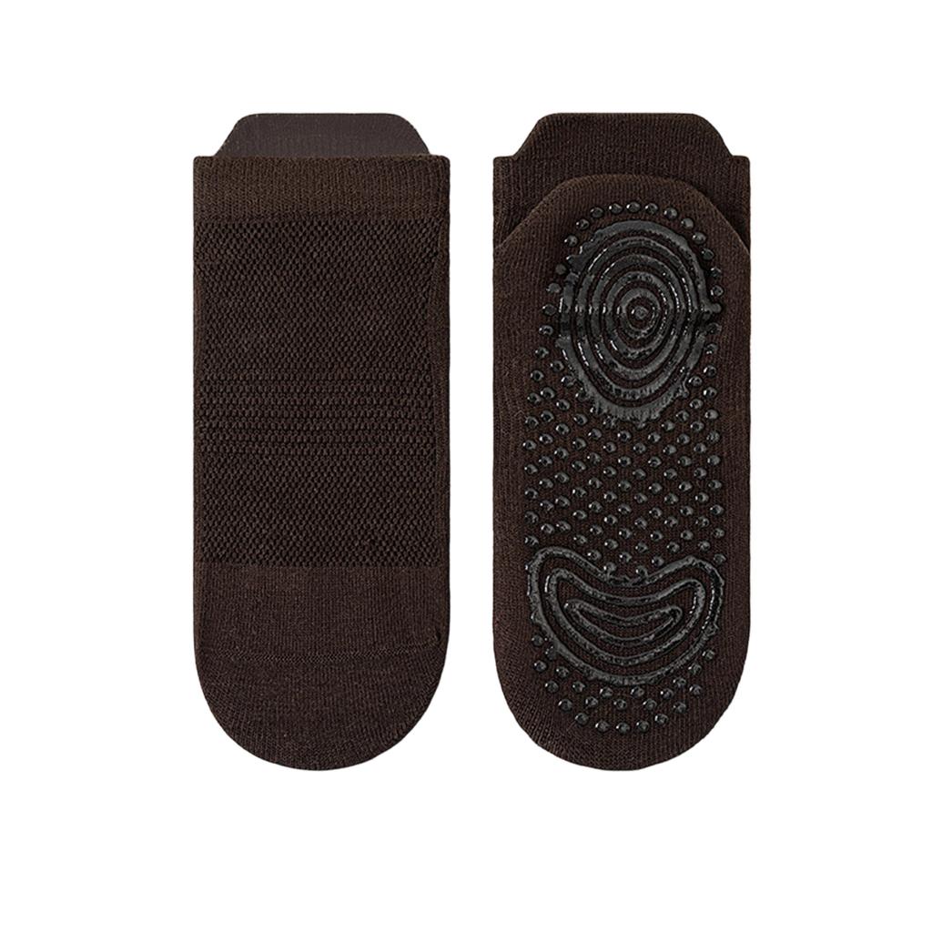 Women's Low Cut Non Slip Socks for Indoor Use Breathable Sweat Absorbent Yoga Socks with Grip Bottom for Exercise and Daily Wear