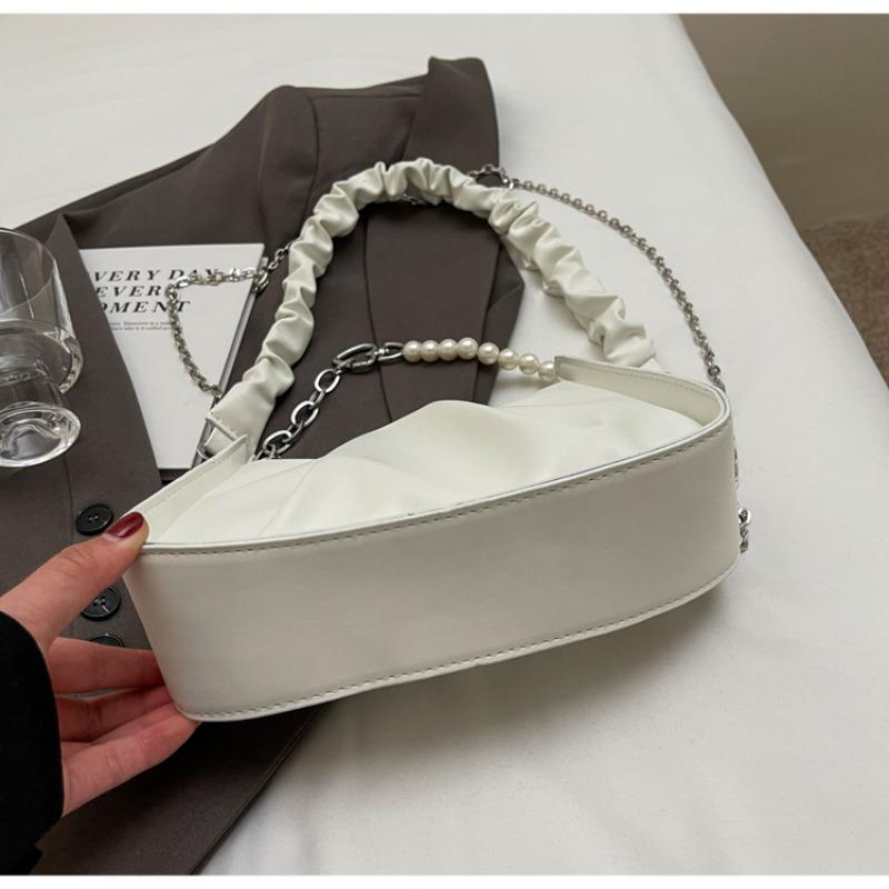 2025 New Fashionable and Versatile Pearl Chain Shoulder Bag
