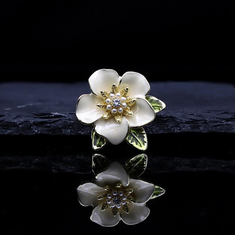 High-End Japanese Camellia and Gardenia Brooch Corsage Pin