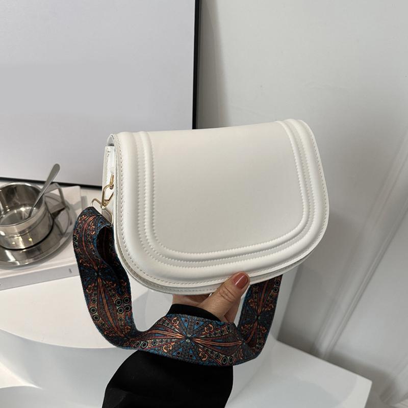 Fashion Small Flap Bag Designer Wide Strap Saddle Shoulder Bags Luxury PU Leather Crossbody Bag Trend Small Phone Purses ARI