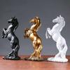 Harz Statue Golden Weiß Schwarz Pferd Figur Nordic Abstrakte Ornamente Für Figuren Für Innen Skulptur Zimmer Home Decor