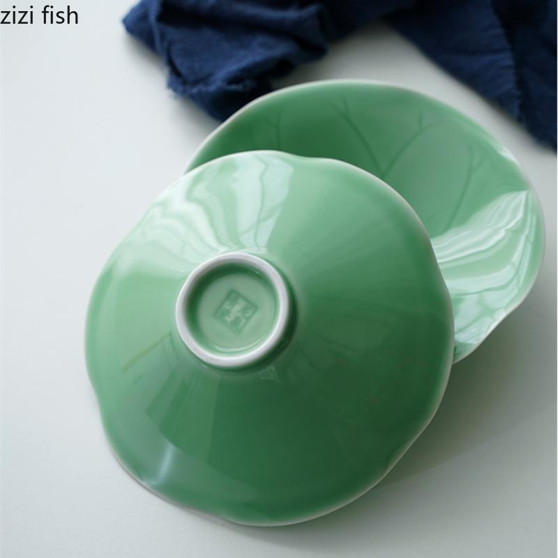 Keramický jídelní talíř s lotosovým listem Talíř na západní jídlo Polévkové talíře Mísa na ovocný salát Mísa na nudle Dezertní misky Servírovací talíře Nádobí