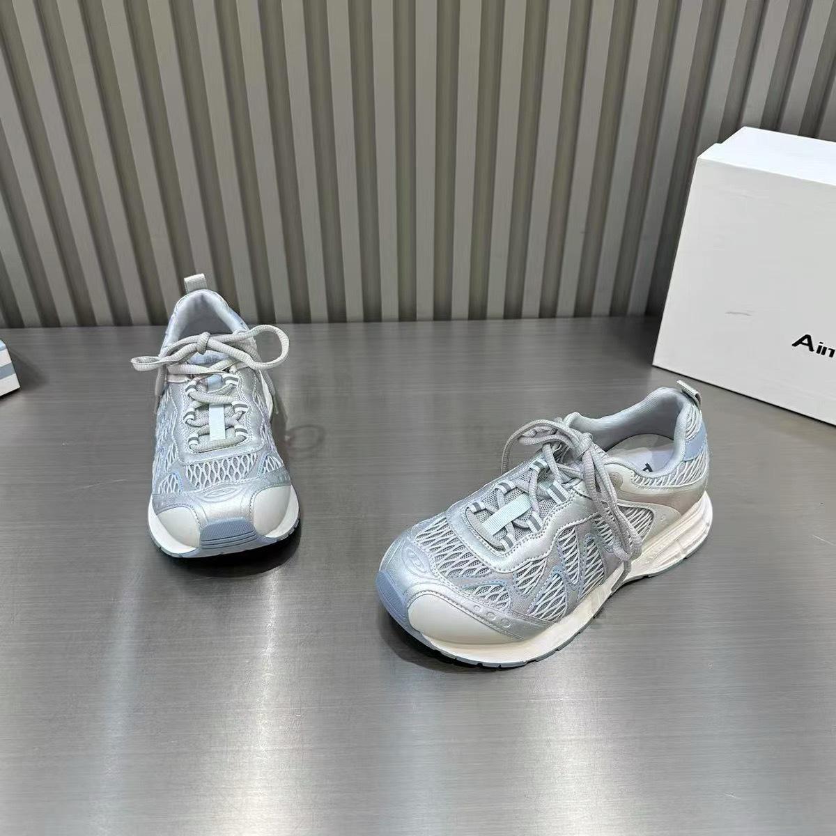 

Тонкая сетчатая дышащая обувь на толстой подошве для женщин 2025 лето новая толстая подошва легкая уличная беговая повседневная спортивная обувь тренд 40 синий