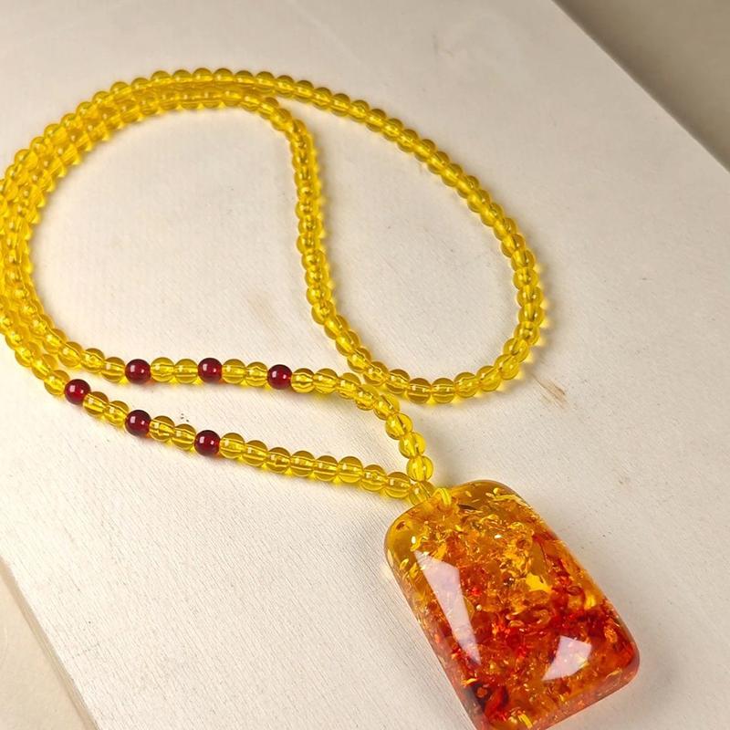 Retro Imitation Amber Necklace For Men And Women Long Pendant Sweater Chain Mother'S Day Gift