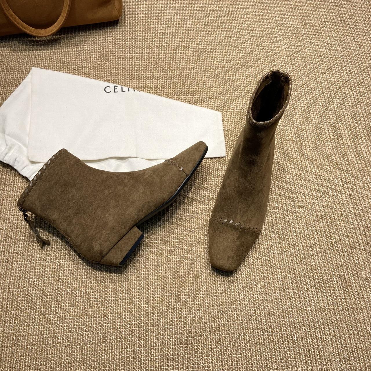 

French square head short boots women s 2025 autumn new foreign style flat bottom thin boots versatile fashion boots 39 хаки