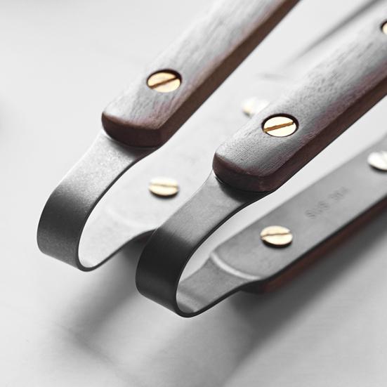 Tång i rostfritt stål med valnötshandtag, värmetålig, för BBQ-matlagning, grillning och servering, elegant köksredskap