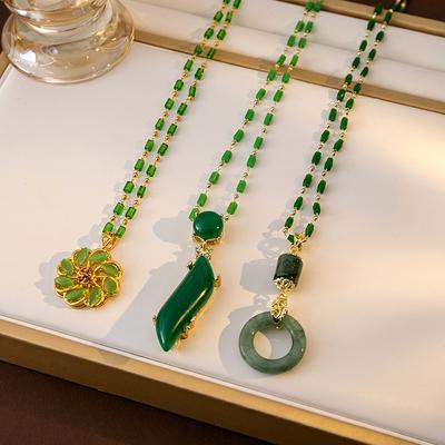 Naszyjnik Vintage Emerald Gradual Change z klamrą bezpieczeństwa, naszyjnik z żywicy z wisiorkiem Lucky Flower Beauty Waist