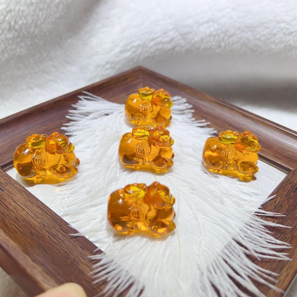 Second Gen Beeswax Bear Pendant Resin Jewelry Accessories - Yellow, Red, Caramel Bracelet Beading Materials.