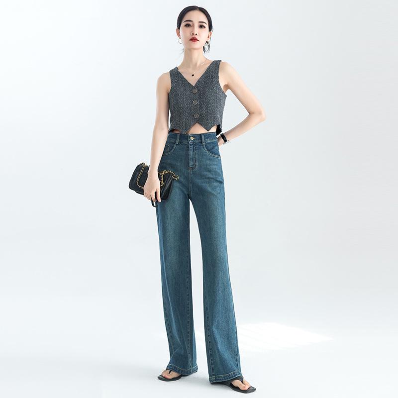 2025 Women s High-Waisted Micro-Flare Tencel Jeans 28