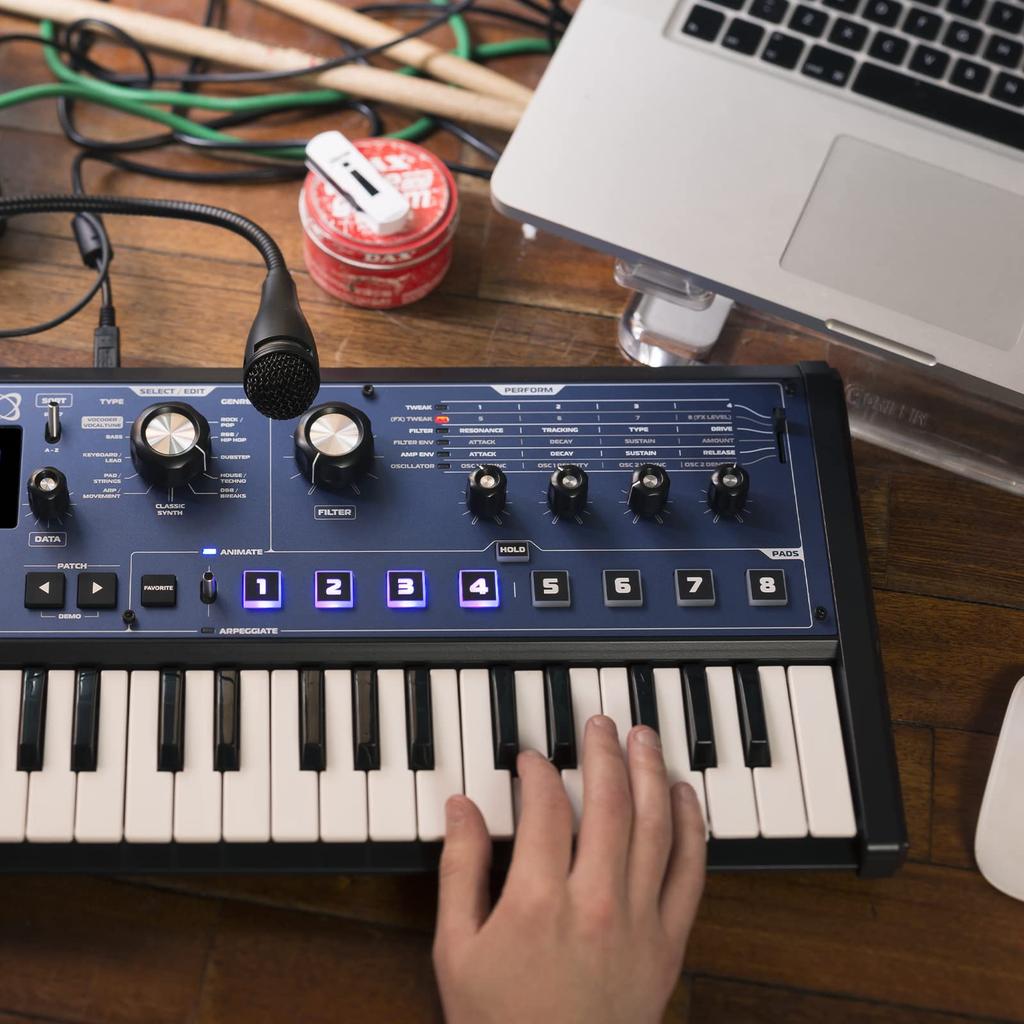 Novation Synthesizer MiniNova