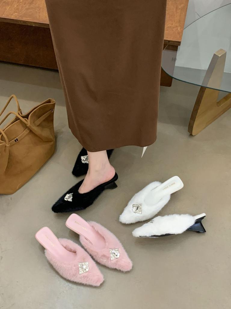 2025 fluffy high-heeled slippers women wear small rhinestones design sense lamb wool French wedge heel plush bag head half slippers