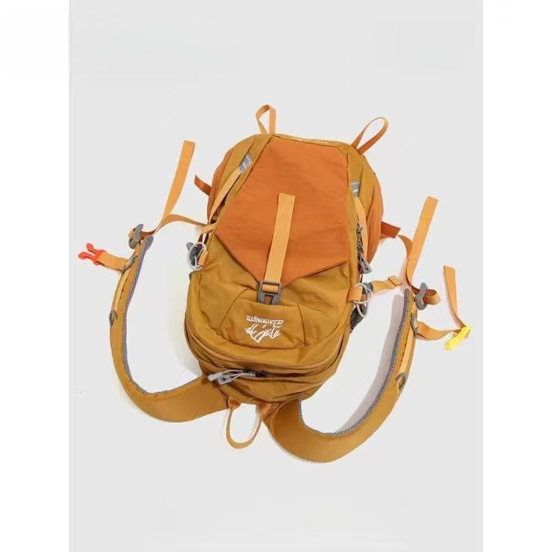 Lightweight Outdoor Hiking Hiking Bag Women's Travel Sports Large Capacity Waterproof Backpack Backpack