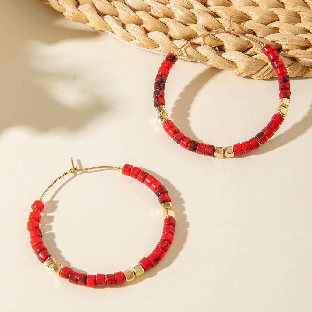 New Light Luxury French Earrings Women's Jewelry Retro Fashion Versatile Earrings Resin Colored Gold Beads Jewelry