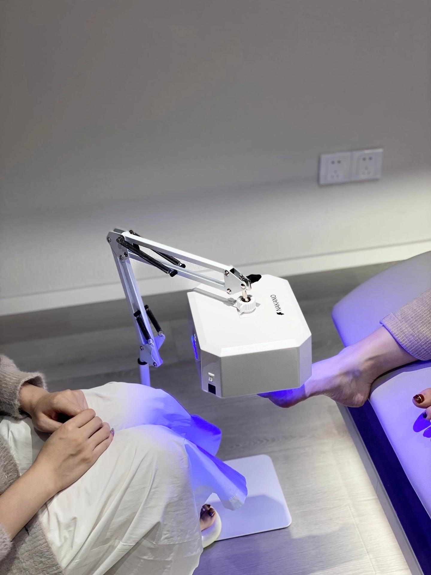 

NAKANO Перезаряжаемая 36 Вт УФ/светодиодная лампа для ногтей на ногах и омоложения кожи