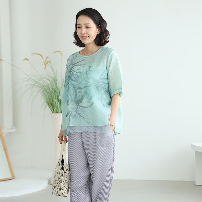 Shiz Madam Summer Watercolor Garden Double Tencel Blouse T57541
