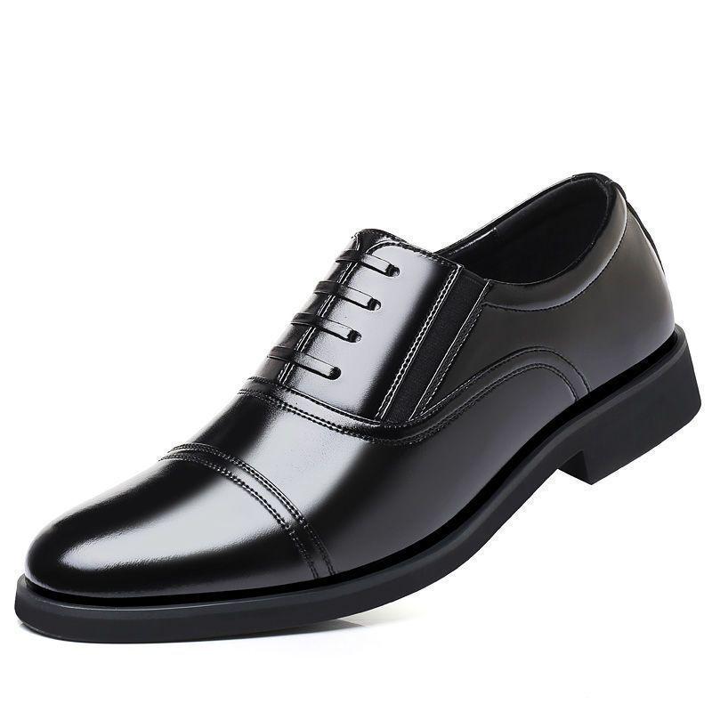 Men's British Style Three-joint Leather Shoes for Work and Casual Wear.