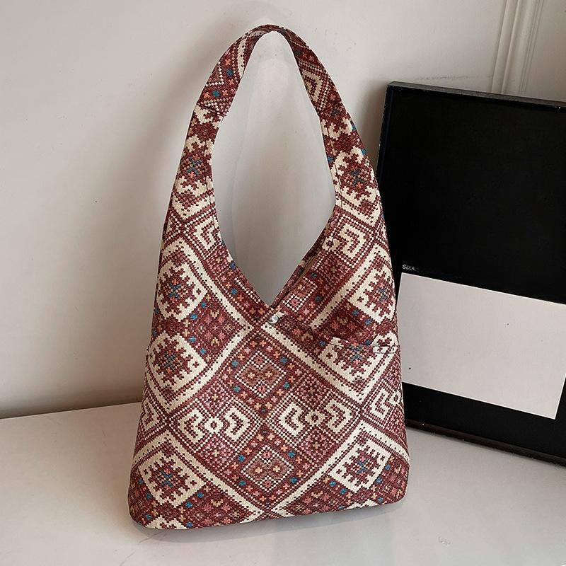 Large-capacity Ethnic Commuting Bag, Fashionable Single-shoulder Bag, and Niche Tote Bag for Classes