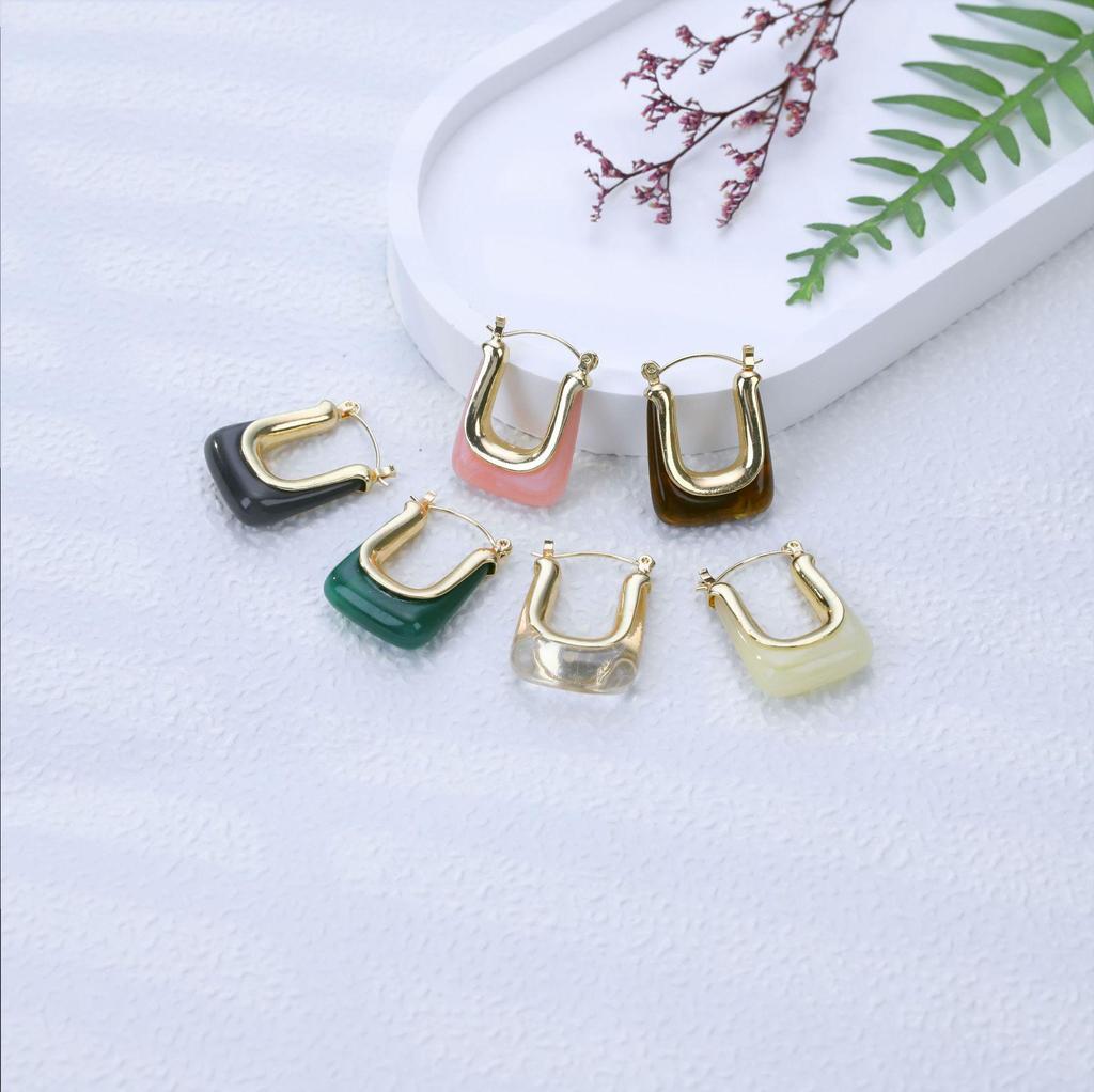 KC Gold Fashion Korean Style U-Shaped Celebrity Design Earrings