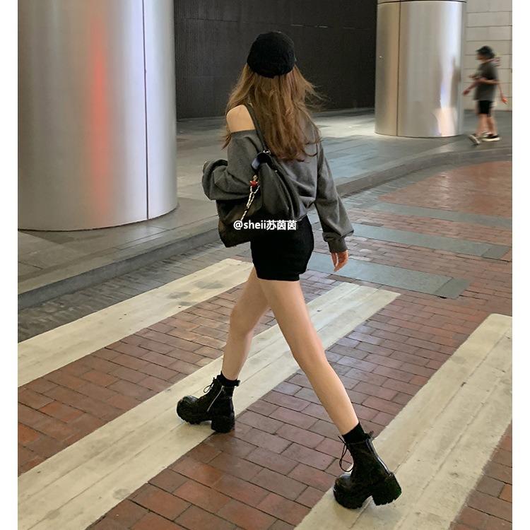 [Shei Su Yinyin] Legs Spice Girl~ Washed Horse Leather Lace-up Coarse Heel Locomotive Outdoor Short Boots Women's Martin Boots