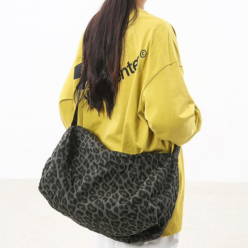 New Women's Bag Leopard Print Canvas Crossbody Bag Y2K Trendy Travel Shoulder Bags Tote Bag Female Student Handbags CLE