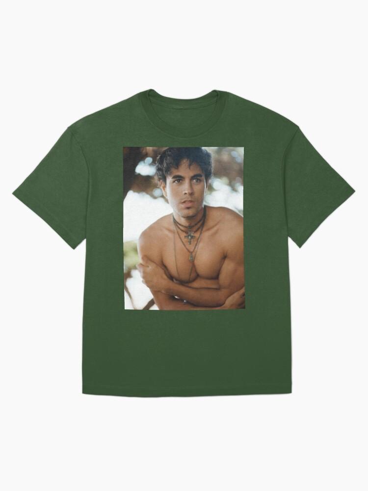 Enrique Iglesias Enrique Iglesias Shirtless Oversized T-Shirt