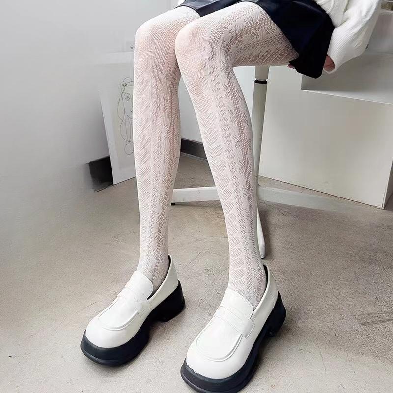 Japanese Hollow Out Heart Bottom Pantyhose Women Sexy Thin Transparent Mesh Stockings JK Lolita Sweet White Black Fishnet Tights