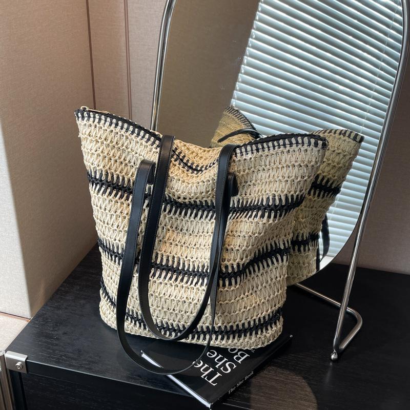 Woven Bag Women's New Trendy Fashion Shoulder Bag Large Capacity Tote Bag Beach Vacation Women's Bag