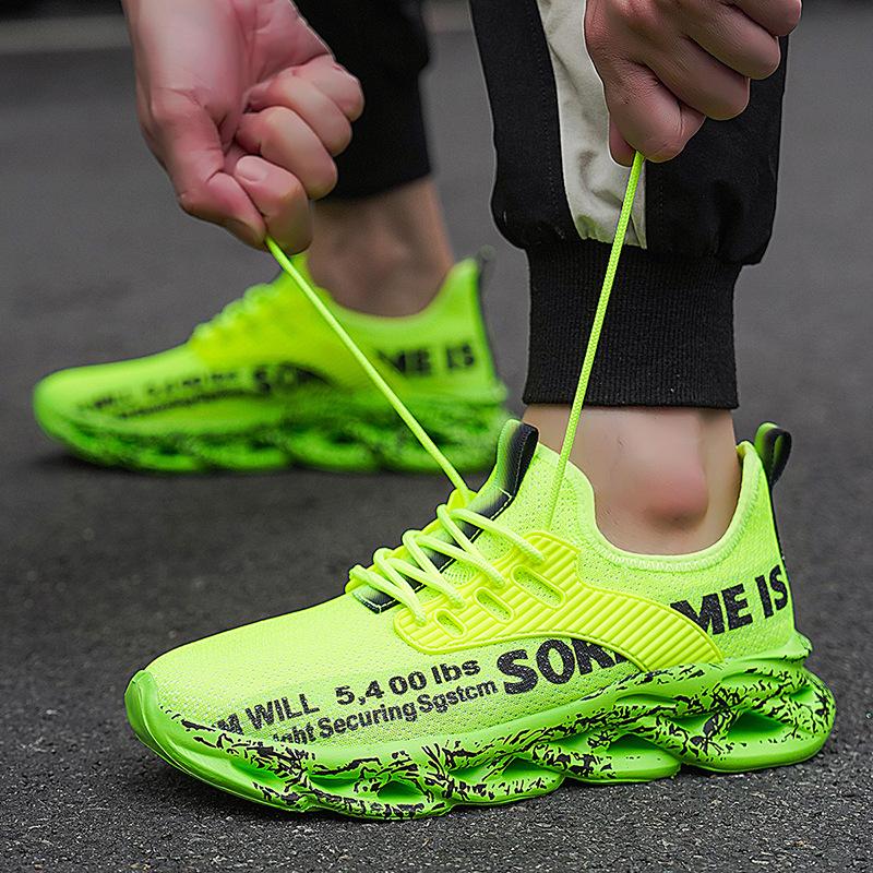 Lightweight low-top soft sole cushioning rebound flying woven mesh sports running shoes outdoor casual shoes