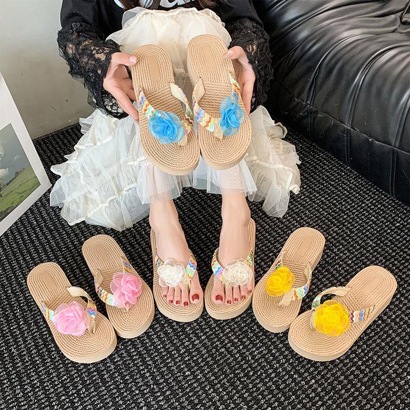 Straw wind beach shoes casual fairy pastoral flowers resort female fashion summer new thick-soled wedges flip-flops