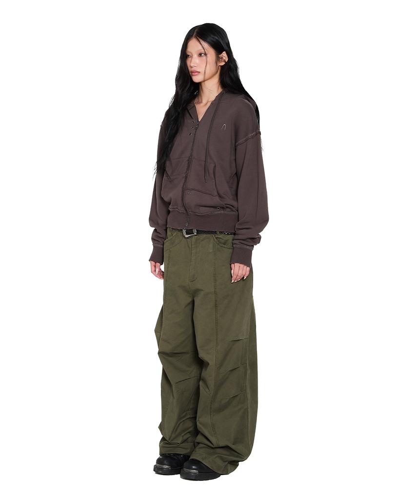 AAKAM Knee Pin-Tuck Side Button Pants (Khaki)