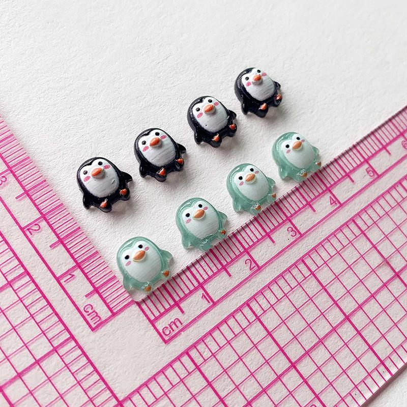 50Pcs  Cute Mini Cartoon Penguin Resin Figurine Crafts Flatback Cabochon Ornament Jewelry Making Hairwear Accessories