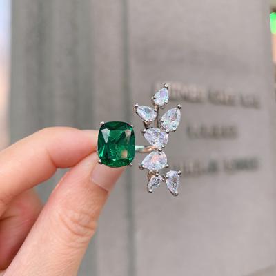 Jewelry Style Retro Simulation Color Treasure, Flower-Shaped Jewelry Ring Pendant Main Stone 10 * 12