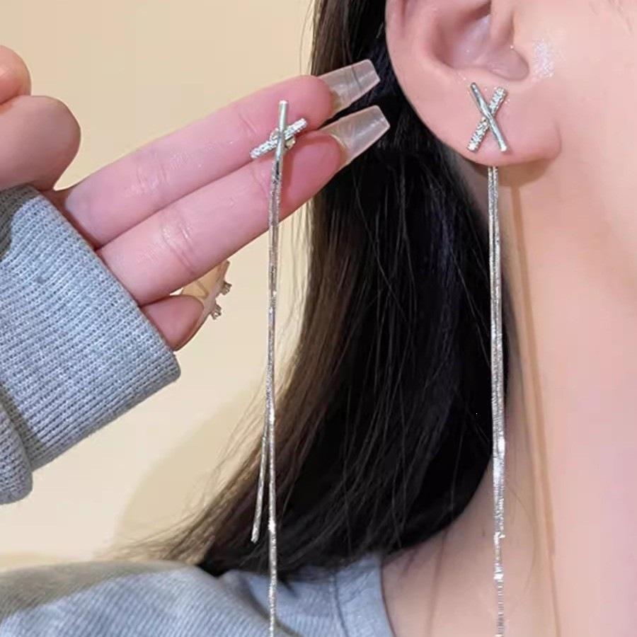 A Two-pair Earline Stud Earrings, Metal Cross-fringed Earrings, Temperament Personality, Long Earrings, Women's Pendant.