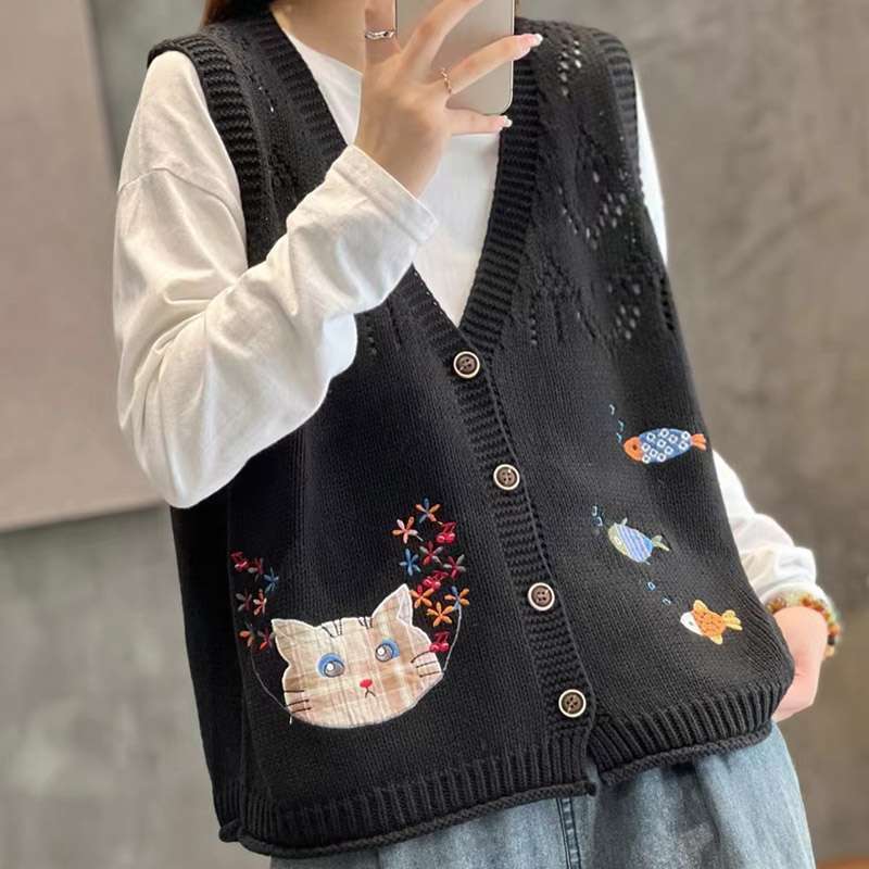 Women's Knitted Vest with Kitten and Fish Embroidery Loose Cardigan Top