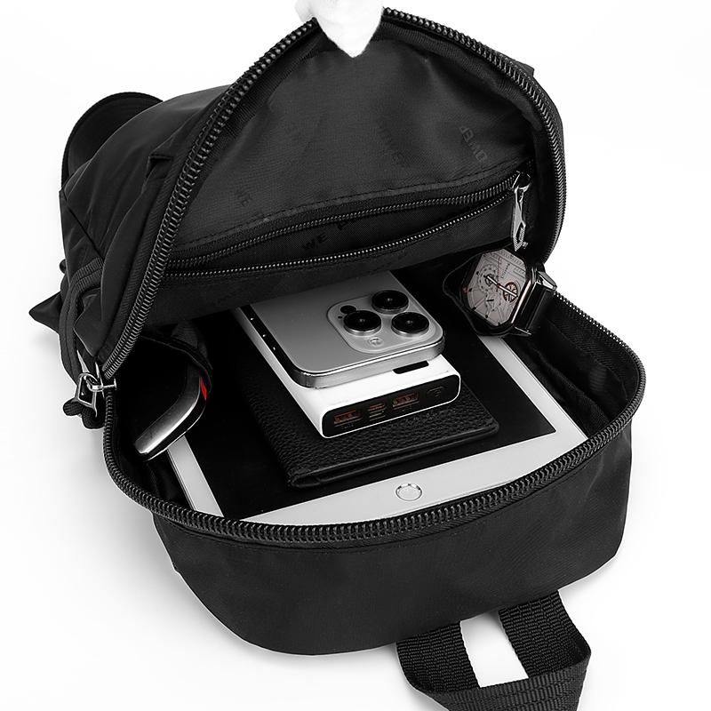 New casual men's chest bag, large capacity waterproof chest bag, outdoor sports single shoulder crossbody bag