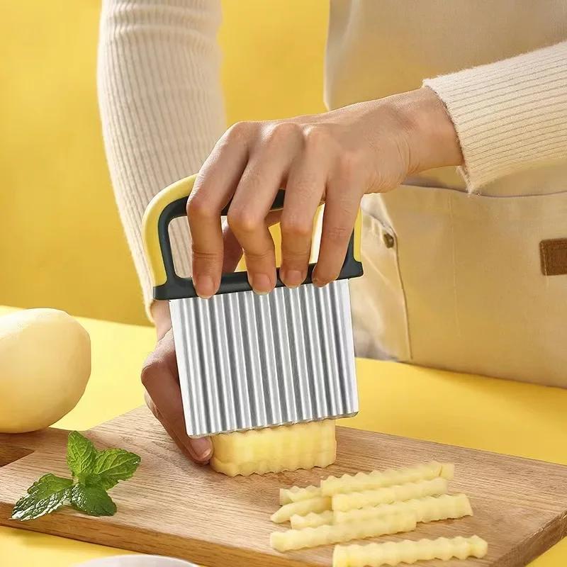 Potato Chip Slicer Stainless Steel Slicer Dough Vegetable Fruit Crinkle Wavy Slicer Knife Potato Cutter Chopper Kitchen Tools