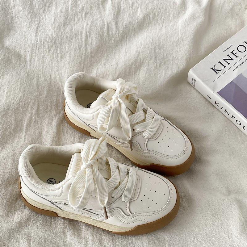 Nischendesign mintgrüne Board-Schuhe Damen 2025 neue Frühling und Herbst vielseitige Plateau-Trainingsschuhe lässige Sportschuhe