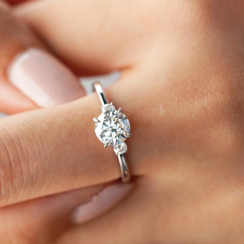 Moissanite Engagement Rings for Women S925 Sterling Sliver Plated White Gold Promise Ring for Her Gift