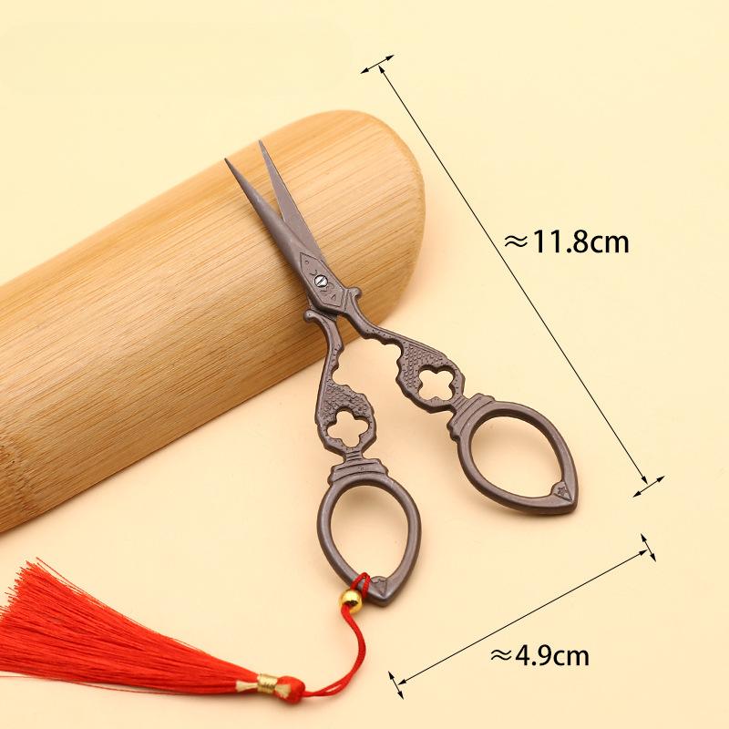 Cross Stitch Embroidery Scissors Classical Style Dragon And Phoenix Crane Tailor Scissors Exquisite Relief Medium And Small Retro Metal Scissors