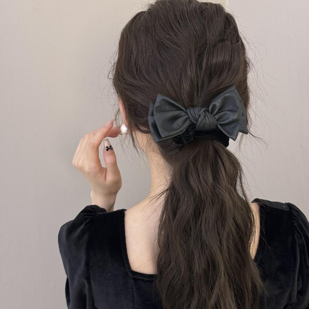 Double-layer Bow Hair Tie, High-end Style, Large Intestine Hair Band, Leather Cover, Leather Band, Women's Bun Hair Accessory