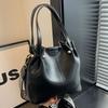 Retro fashion small bag new women's bag Maillard commuter bucket bag high value shoulder bag women