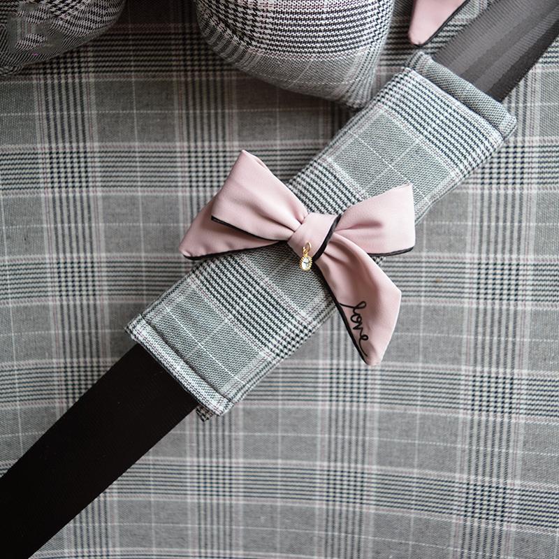 

Набор украшений для автомобильных подушек с бантом, автокресло, поддержка шеи, талии, подушки, чехлы на руль, коробка для салфеток, рычаг переключения передач seat belt cover