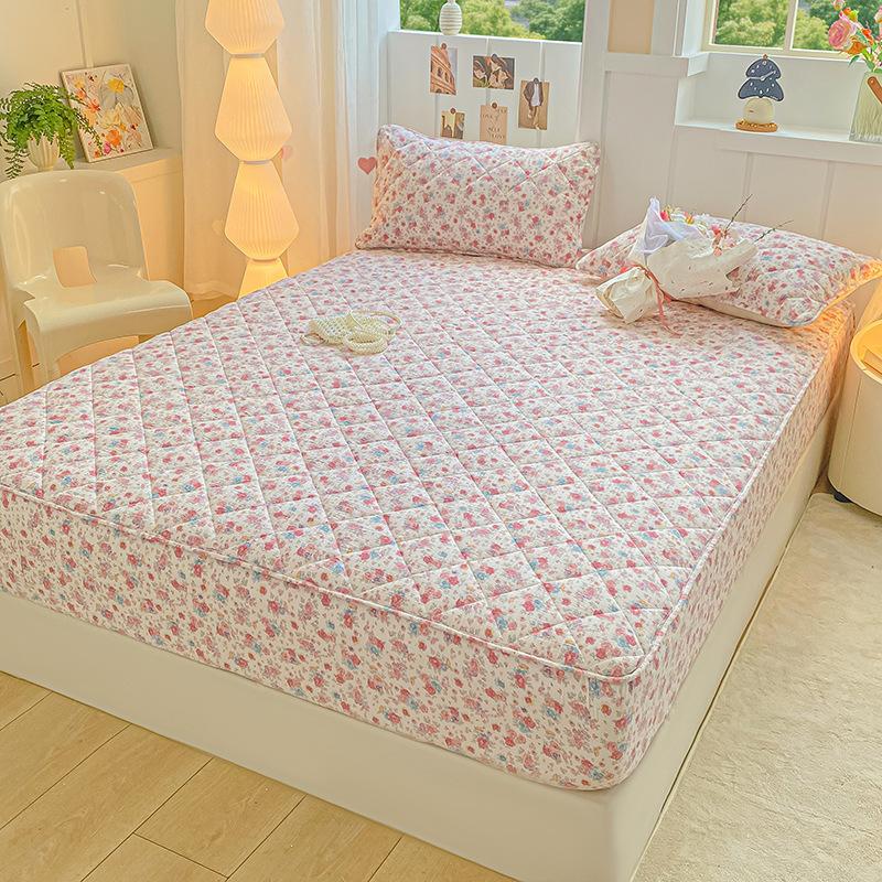 Cotton Quilted Fitted Sheet Cover, New All-season Mattress Protector, Dust Cover, All-inclusive Sheet That Does Not Shift