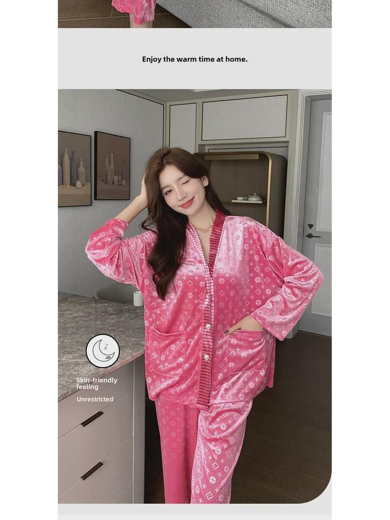 Women's Gold Velvet Pajamas: Cute, Loose, Long-Sleeved Style Seen On Douyin Celebrities - Perfect for Autumn and Winter.