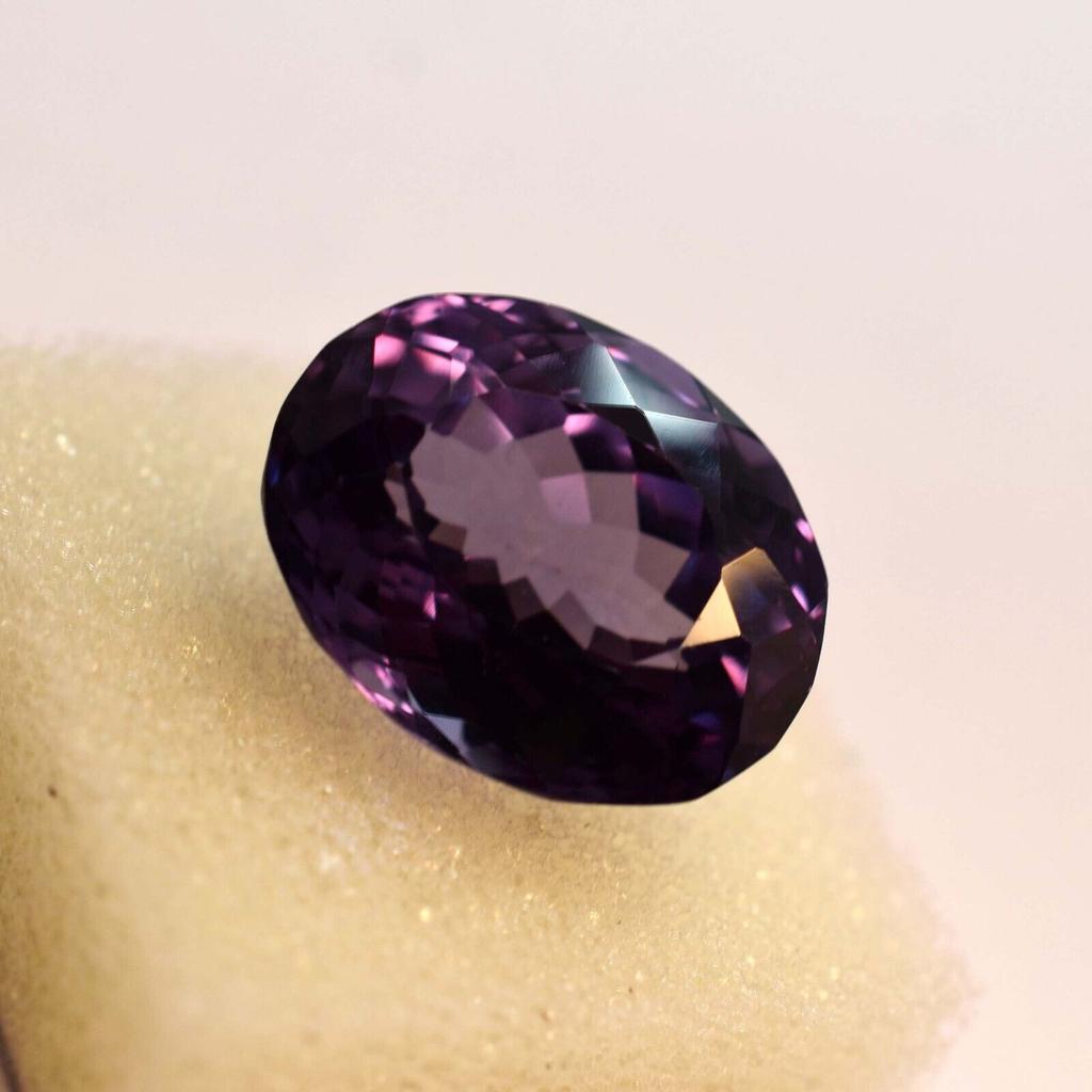 Alexandrite NATURAL Color-Change OVAL SHAPE 14.30 Ct Loose Gemstone CERTIFIED