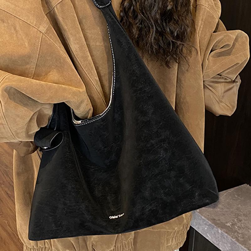 Large Capacity Casual Autumn New Texture Trend Fashion Simple Casual Shoulder Tote Bag Women